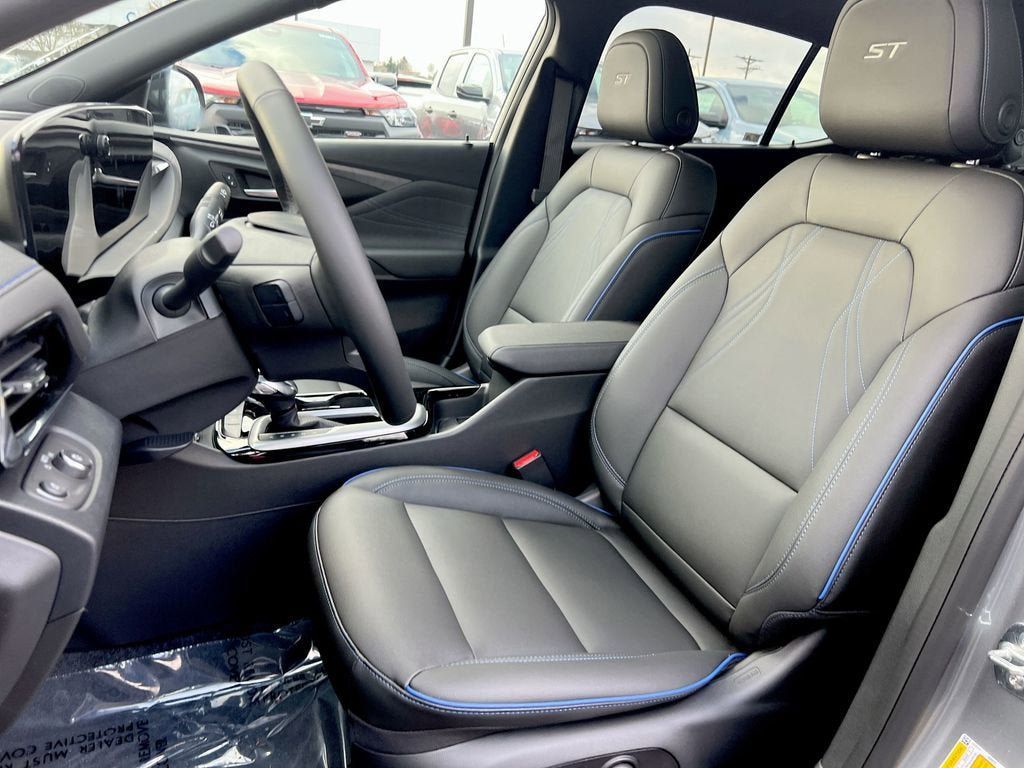 New 2026 Buick Envista Sport Touring w/ Convenience I Package FWD image 17