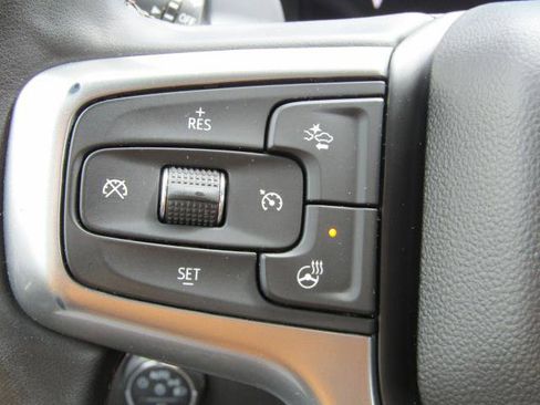 Used 2024 Chevrolet Silverado 1500 LTZ AWD/4WD image 20