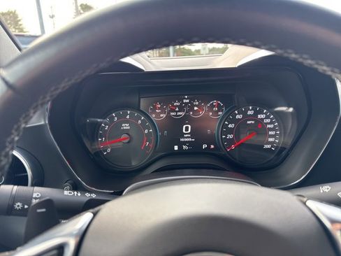 Used 2017 Chevrolet Camaro SS image 16