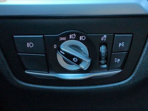 Used 2020 BMW X3 xDrive30i w/ Executive Package AWD/4WD image 18