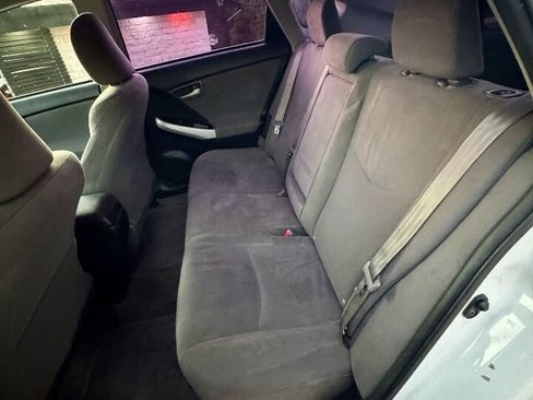 Used 2015 Toyota Prius Two FWD image 10