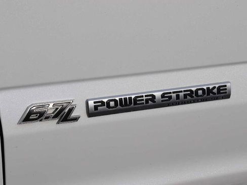 Certified 2020 Ford F250 Lariat w/ Lariat Ultimate Package image 13