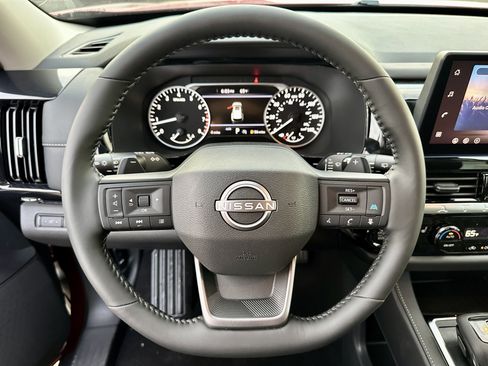 New 2026 Nissan Pathfinder SV image 21