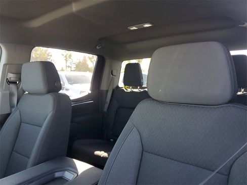 New 2026 GMC Sierra 1500 Elevation image 7