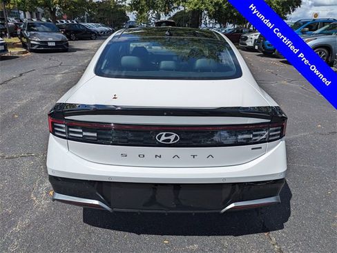 Certified 2025 Hyundai Sonata Limited image 5