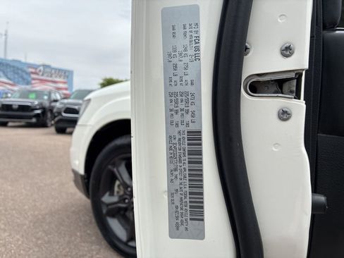 Used 2019 Dodge Journey Crossroad FWD image 25