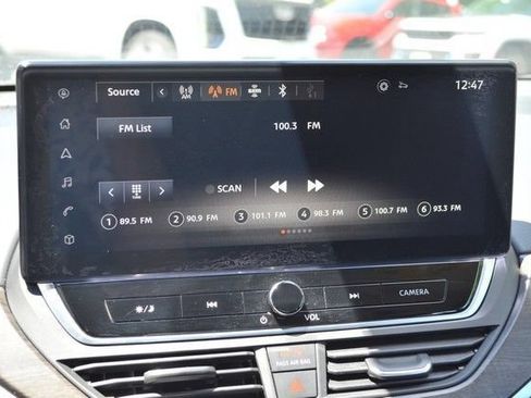 Used 2024 Nissan Altima 2.5 SV w/ SV Premium Package FWD image 32