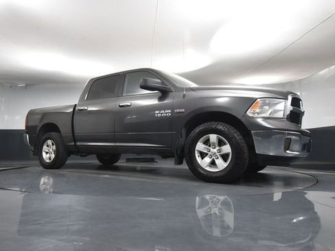 Used 2017 RAM 1500 Classic SLT image 44