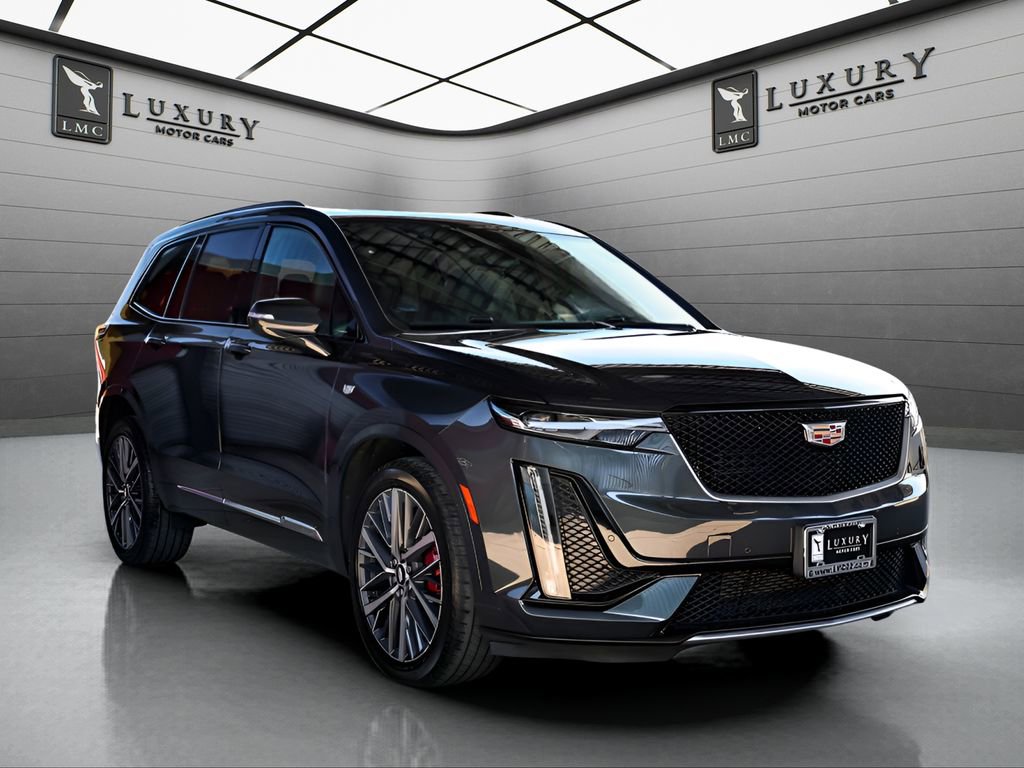 Used 2022 Cadillac XT6 Sport AWD/4WD image 1