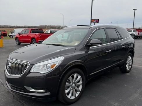 Used 2017 Buick Enclave Premium w/ Experience Buick Package AWD/4WD image 4