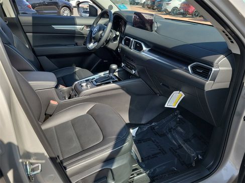 New 2025 MAZDA CX-5 AWD 2.5 S w/ Premium Plus Pkg image 15