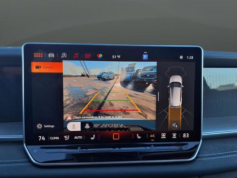 New 2026 Volkswagen Tiguan SE image 30