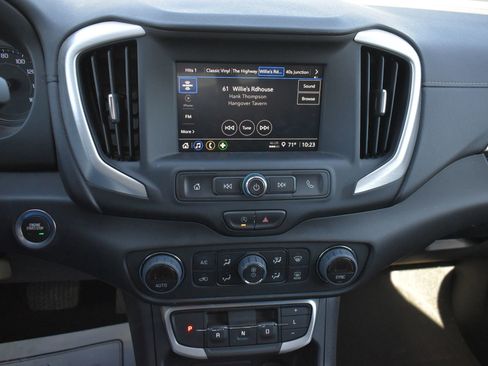 Used 2023 GMC Terrain SLE w/ Driver Convenience Package FWD image 27