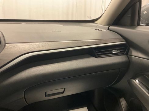Used 2023 Nissan Altima 2.5 SL AWD/4WD image 32