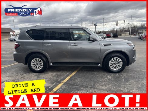 Used 2024 Nissan Armada SV image 10