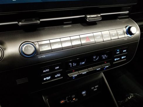 Certified 2024 Hyundai Kona SEL image 8