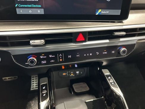 New 2026 Kia Sorento SX Prestige image 22