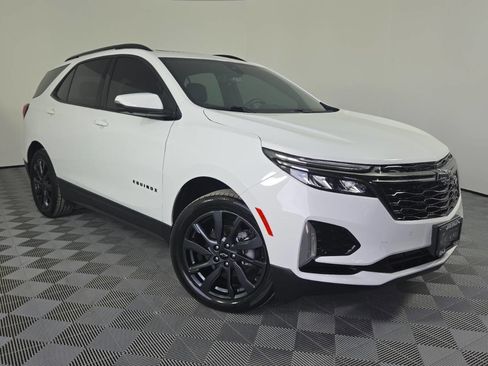 Used 2023 Chevrolet Equinox RS w/ RS Leather Package FWD image 1