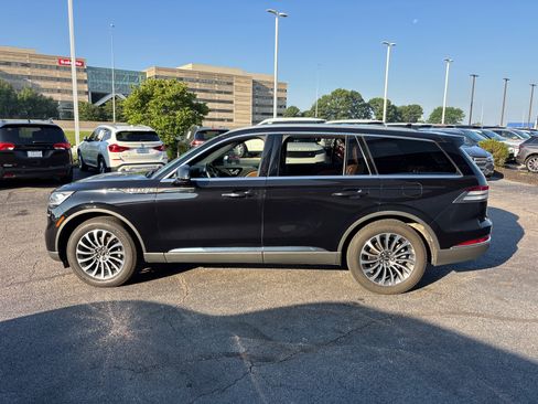 Used 2020 Lincoln Aviator Reserve w/ Elements Package Plus AWD/4WD image 4