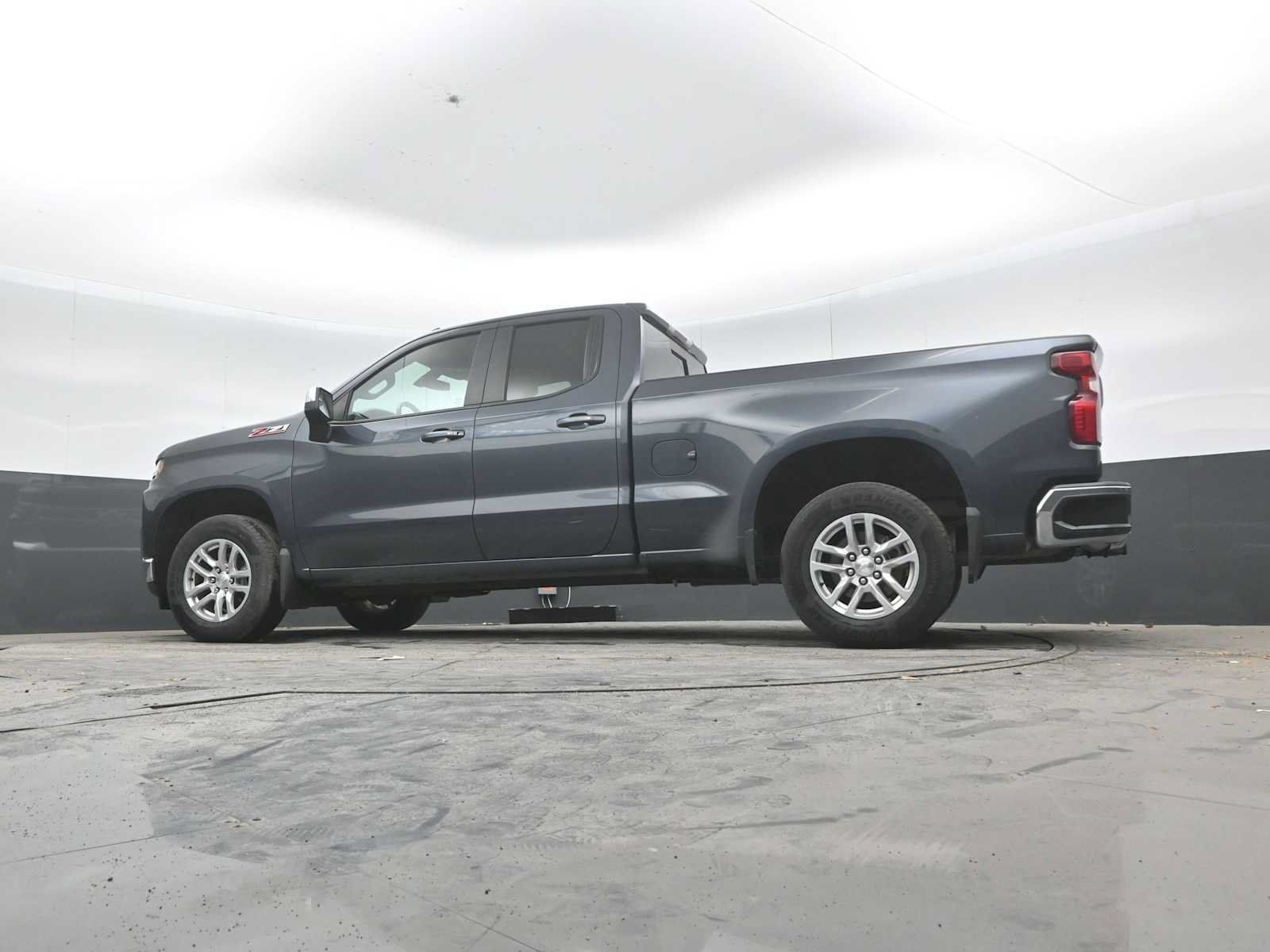 Used 2019 Chevrolet Silverado 1500 LT w/ All-Star Edition AWD/4WD image 24