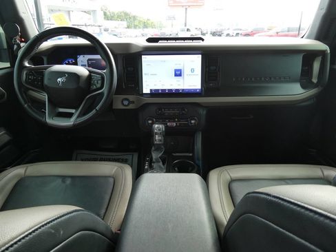 Used 2023 Ford Bronco Wildtrak AWD/4WD image 20