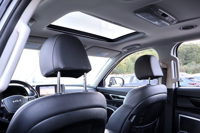 Used 2022 Kia Telluride S AWD/4WD image 13