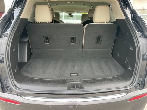 Used 2019 Buick Enclave Premium AWD/4WD image 32