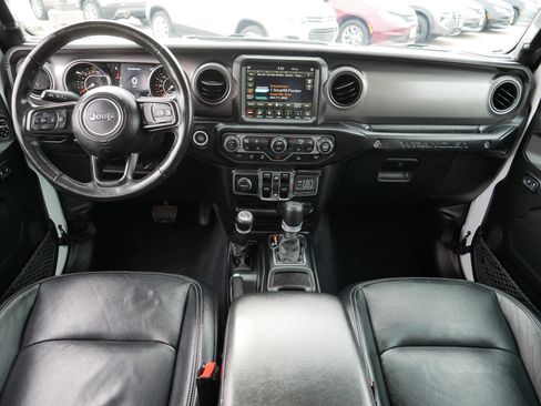 Used 2022 Jeep Wrangler Unlimited Sport image 10