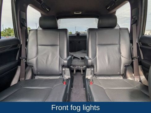 Used 2023 Lexus GX 460 Luxury w/ Sport Design Package AWD/4WD image 29