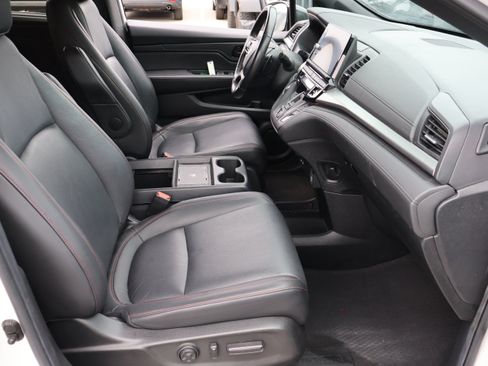 Used 2025 Honda Odyssey Sport-L image 8