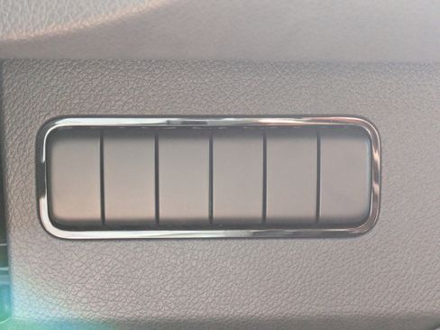 Used 2023 Mercedes-Benz Sprinter 3500 image 26