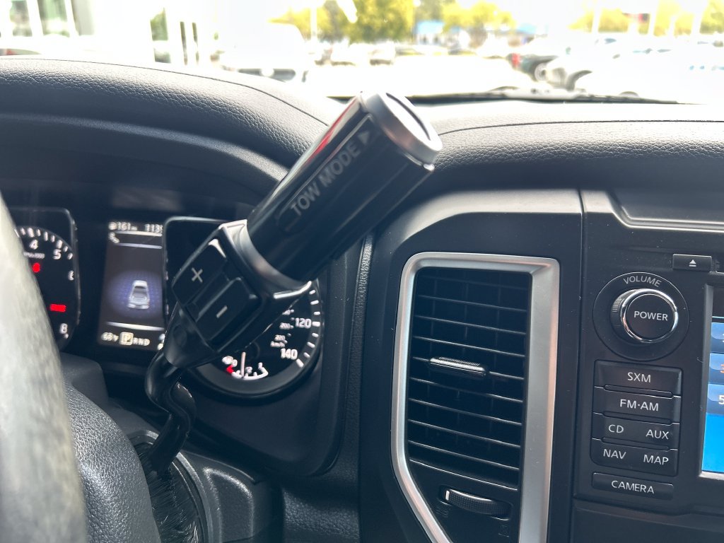 Used 2018 Nissan Titan SV w/ SV Convenience Package AWD/4WD image 26