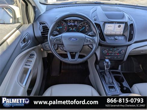 Used 2019 Ford Escape SEL image 14
