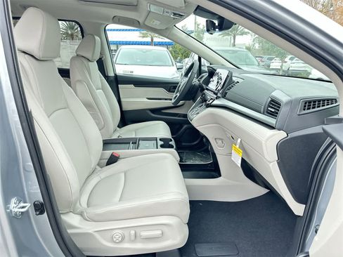New 2026 Honda Odyssey EX-L image 17