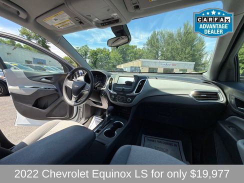Used 2022 Chevrolet Equinox LS AWD/4WD image 10