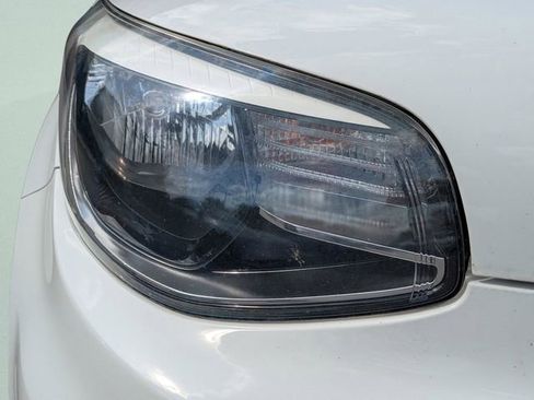 Used 2018 Kia Soul + FWD image 22