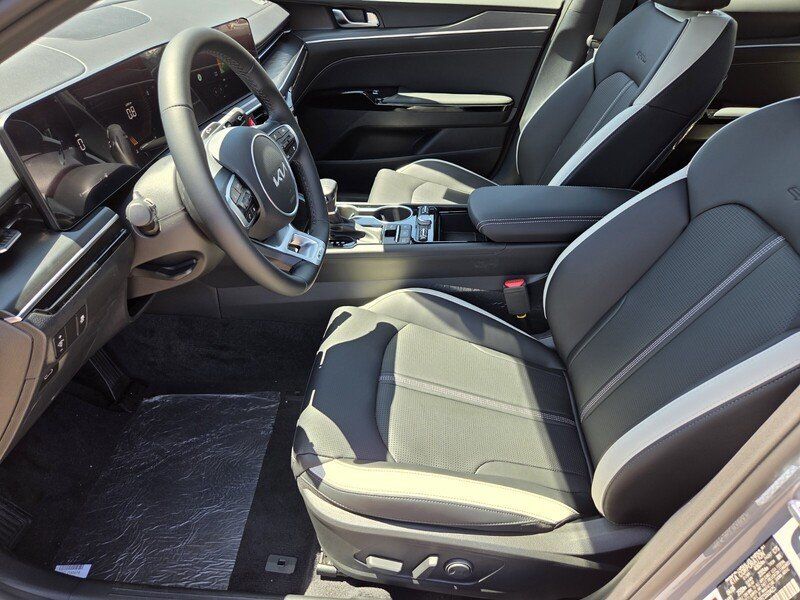 New 2026 Kia K5 GT-Line FWD image 6
