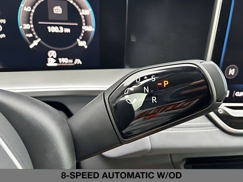 New 2026 Volkswagen Tiguan SE image 24