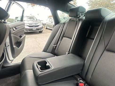 Used 2022 Honda Accord Sport image 27