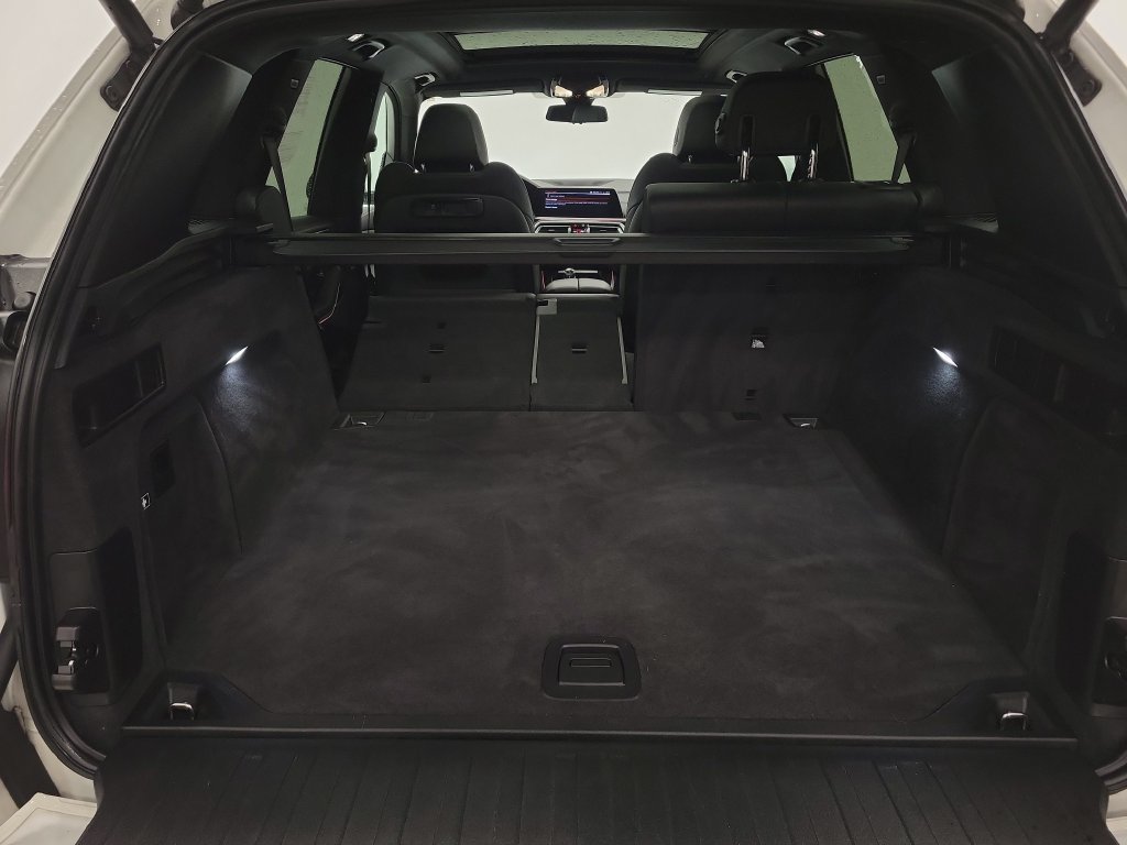 Used 2021 BMW X5 xDrive40i w/ Convenience Package AWD/4WD image 28