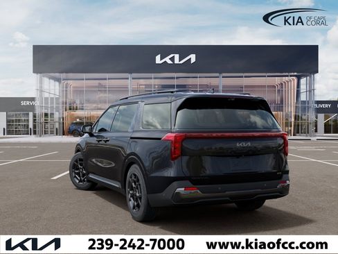 New 2026 Kia Carnival SX w/ SX Dark Edition Package FWD image 4