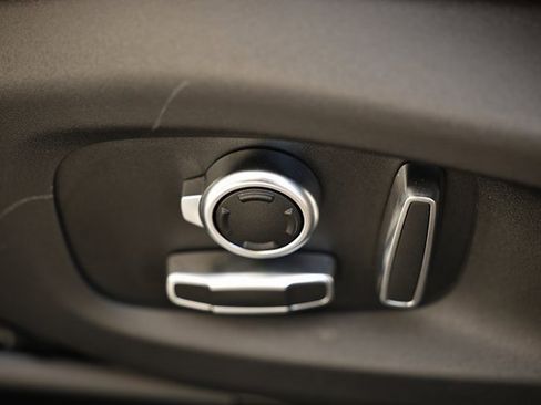 New 2026 Jaguar F-PACE R-Dynamic S image 26