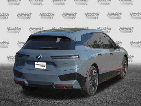 Used 2023 BMW iX xDrive50 w/ Premium Package AWD/4WD image 8