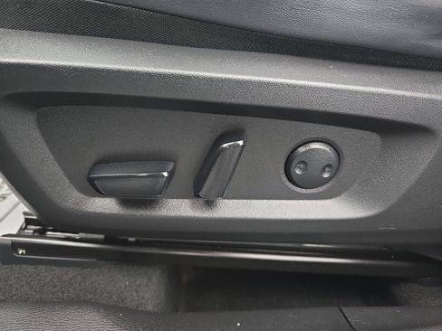 Used 2024 Mitsubishi Outlander SE image 20