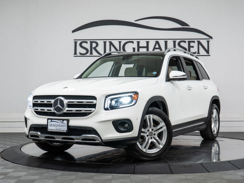 Certified 2021 Mercedes-Benz GLB 250 4MATIC w/ Premium Package image 26