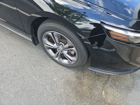 Used 2023 Honda Accord EX image 4