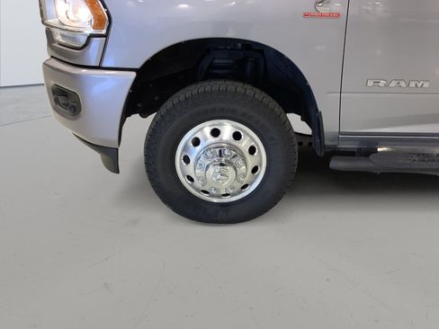 Used 2019 RAM 3500 Lone Star AWD/4WD image 6