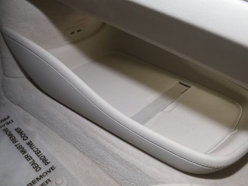 Used 2022 Mercedes-Benz EQS 450+ Sedan image 32