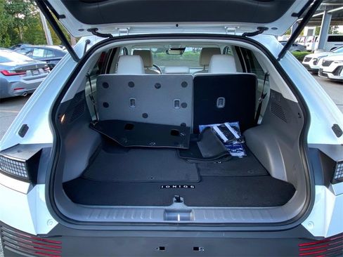 Used 2023 Hyundai Ioniq 5 SEL w/ Cargo Package image 13