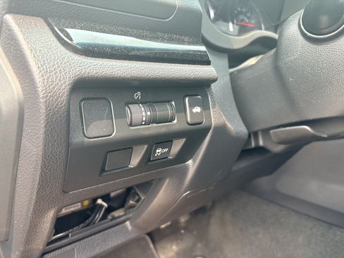 Used 2019 Subaru WRX STI AWD/4WD image 13
